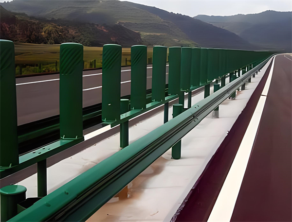 兰州三波护栏板在高速公路的应用